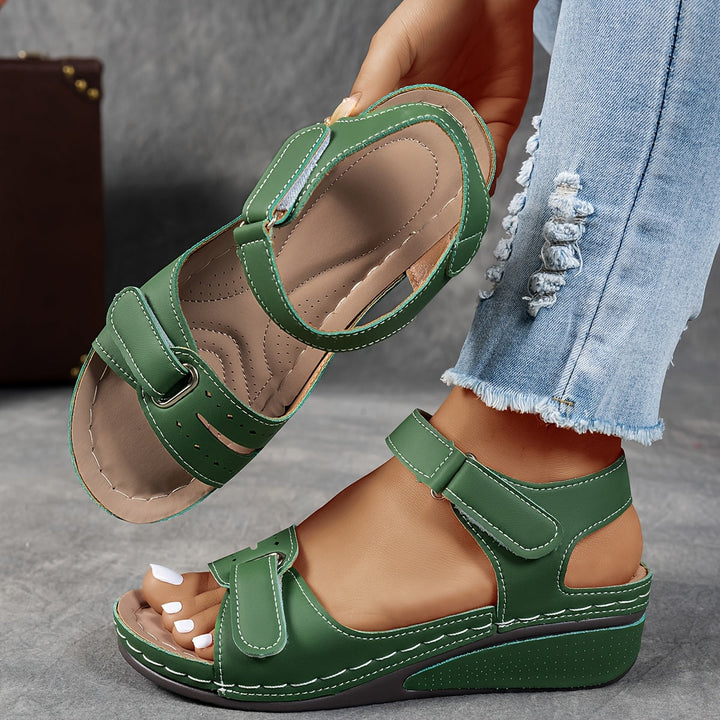 Janet | Walk Pain-Free with Orthopedic Comfort