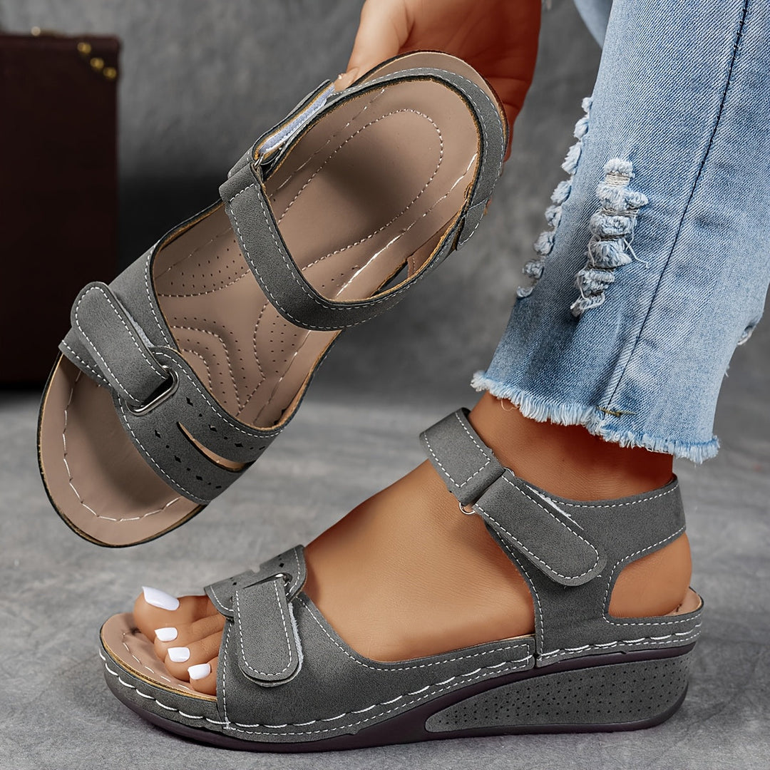Janet | Walk Pain-Free with Orthopedic Comfort